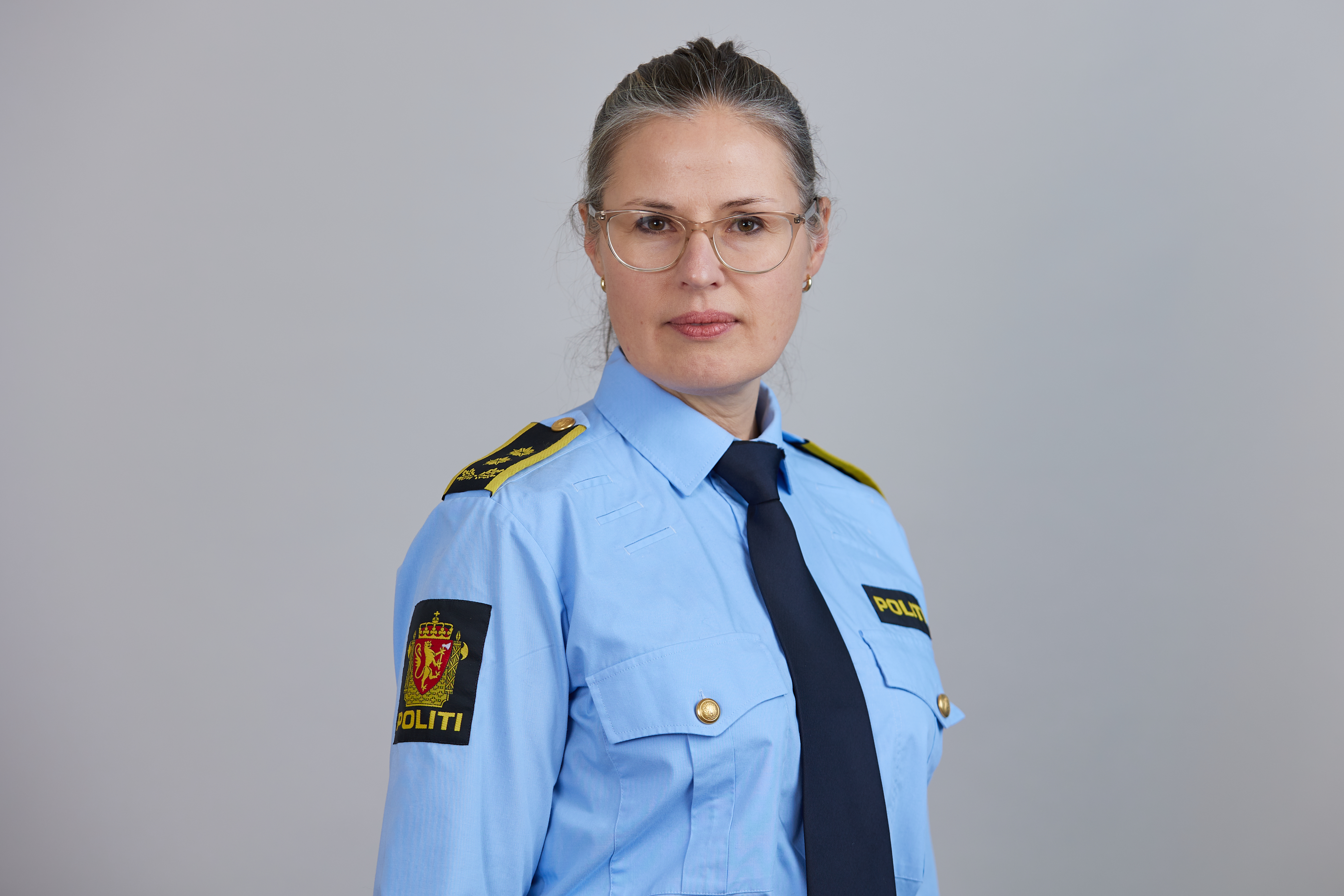 Portrettfoto av Anette Berger som er politiadvokat i Kripos