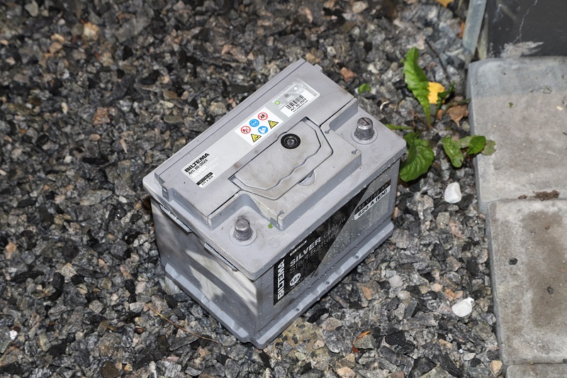 Bilbatteri på åstedet
